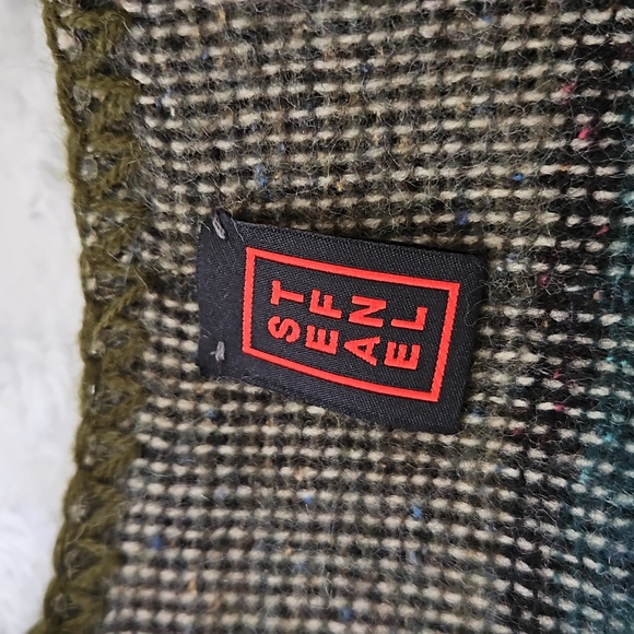 Stefanel Sweater Wrap - Picture 5 of 6